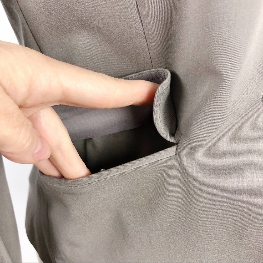 Theory Tailored Fitted 2 Button Front Blazer Sz 6 - image 4